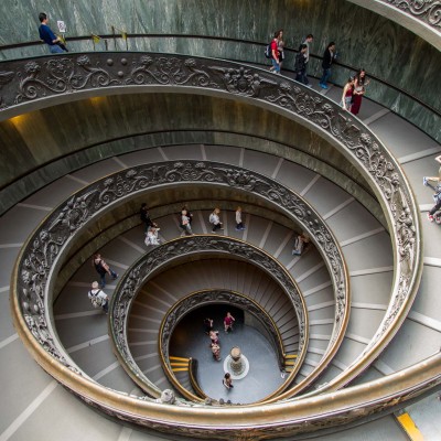 Musées du Vatican, escalier de sortie