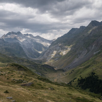 Vallée d'Ossoue et vue sur le Vignemale (1/2)