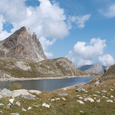 Grand lac de Marinet et Aiguille Large de Chambeyron